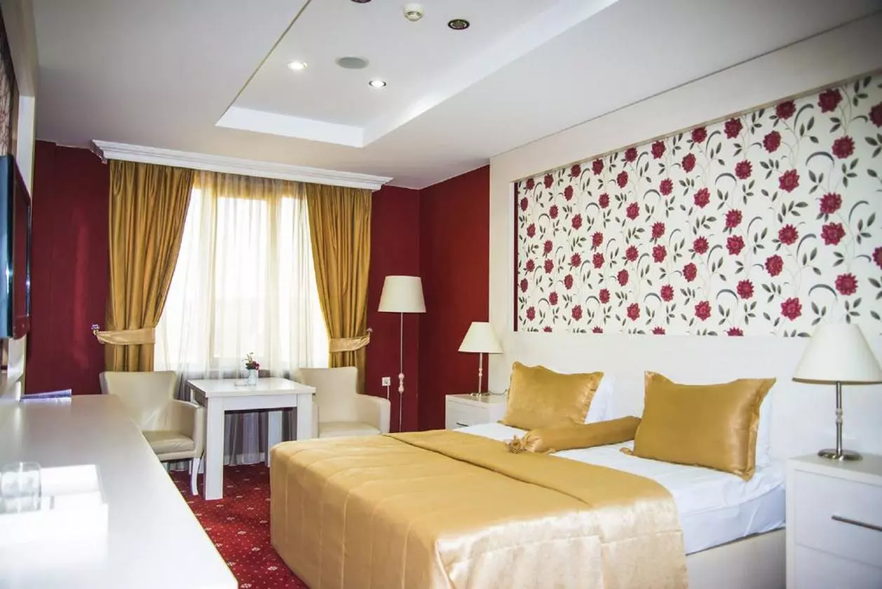 ARIVA_SHABAVIZ (9).jpg